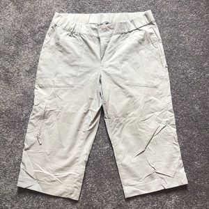 Eddie Bauer Active Fit Capris
